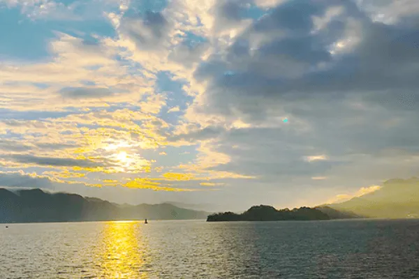 瀬戸内海の夕日